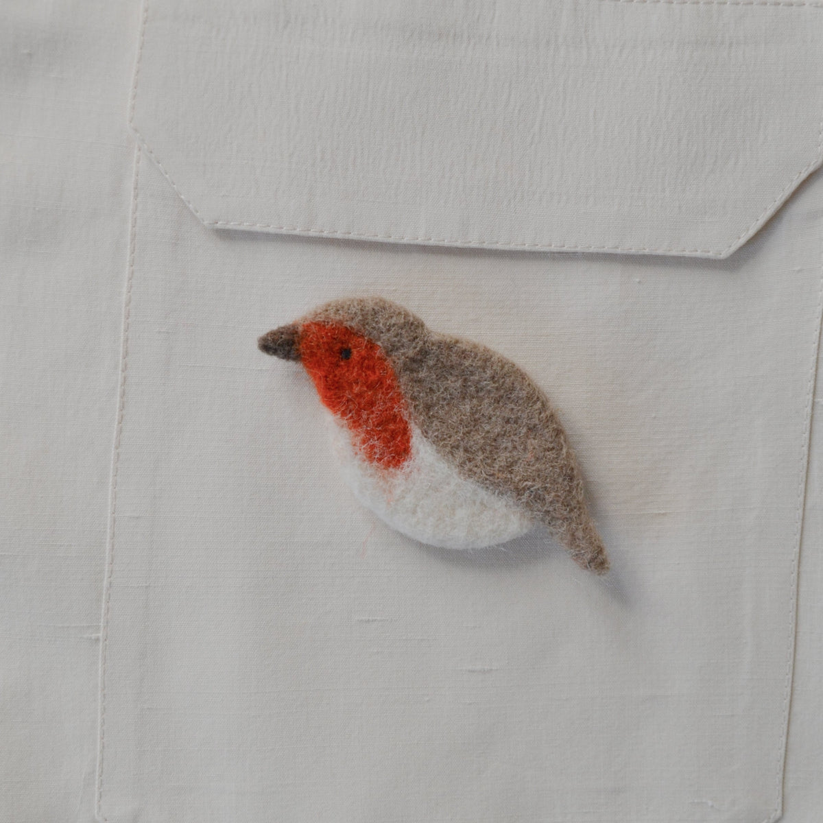 Spilla pettirosso